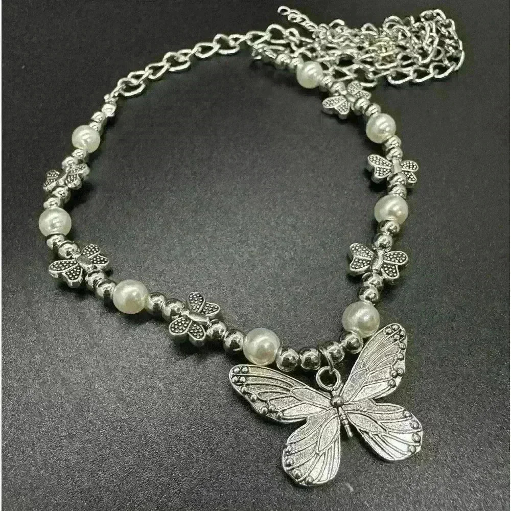 Butterfly Necklace Choker with Pearl charms.  Coquette charm necklace 💗 - Picture 4 of 4